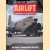 Military Air Transport: Airlift - the illustrated history door Richard Townshend Biskers