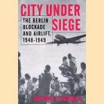 City Under Siege: The Berlin Blockade and Airlift, 1948-1949
Michael D. Haydock
€ 10,00 City Under Siege: The Berlin Blockade and Airlift, 1948-1949
Michael D. Haydock
€ 10,00