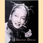 Diamond divas
Vinciane van Grotenhuis van Onstein
€ 10,00 Diamond divas
Vinciane van Grotenhuis van Onstein
€ 10,00