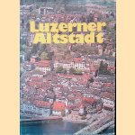 Luzerner Altstadt: Eine bebilderte Quartiergeschichte
Ronald Roggen
€ 15,00 Luzerner Altstadt: Eine bebilderte Quartiergeschichte
Ronald Roggen
€ 15,00