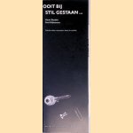 (N)ooit bij stil gestaan . . . Verhalen achter voorwerpen: thema en variaties
Henri Baudet e.a.
€ 6,00 (N)ooit bij stil gestaan . . . Verhalen achter voorwerpen: thema en variaties
Henri Baudet e.a.
€ 6,00