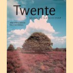 Twente: mens en landschap = scenery and mankind
Willem Wilmink e.a.
€ 10,00 Twente: mens en landschap = scenery and mankind
Willem Wilmink e.a.
€ 10,00