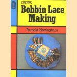 Bobbin Lace making door Pamela Nottingham