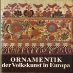 Ornamentik der Volkskunst in Europa door Reinhard Peesch