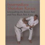 Intermediate Shotokan Karate. Unravelling the Brown and the First Black Belt Kata
Ashley Croft
€ 12,50