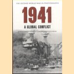 The Second World War in Photographs. 1941: A Global Conflict door John Christopher e.a.