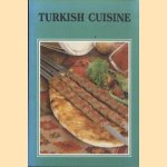 Turkish Cuisine door Savas Yayinevi