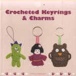 Crocheted Keyrings and Charms door Emma Varnam