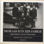 Nicolaas II en zijn familie. Herinneringen aan een Tsarenfamilie door Dominique Paoli e.a.