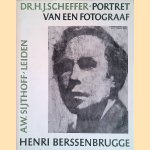 Portret van een fotograaf: Henri Bressenbrugge
H.J. Scheffer
€ 45,00