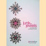 Junk to Jewels, The Things that Peranakans Value door Peter Lee