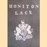 Honiton lace door P.M. Inder