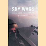 Sky Wars: A History of Military Aerospace Power door David Gates