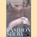 Fashion Show: Paris Style
Pamela Grumback e.a.
€ 15,00