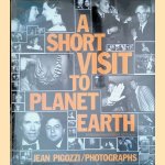 A Short Visit to Planet Earth
Jean Pigozzi
€ 30,00