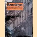 Brooklyn: People and Places, Past and Present
Grace Glueck e.a.
€ 10,00