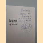 Lezen op Locatie atlas van de wereldliteratuur: 60 kaarten, 90 landen, 1200 titels, 45 talen *GESIGNEERD* door Pieter Steinz