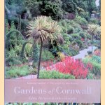 Gardens of Cornwall: Eden, Heligan & other delights door Katherine Lambert e.a.