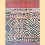 African Textiles door John Picton e.a.