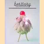 Bestiary: Inspiring Animals By Inspired Artists door Mikel - and others Uribetxeberria