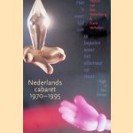 Het is weer tijd om te bepalen waar het allemaal op staat: Nederlands cabaret 1970-1995 door Patrick van den Hanenberg e.a.