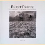 Edge of Darkness: The Art, Craft, and Power of the High-Definition Monochrome Photograph
Barry Thornton
€ 45,00