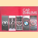 Car Emblems: The Ultimate Guide to Automotive Logos Worldwide door Giles Chapman Car Emblems: The Ultimate Guide to Automotive Logos Worldwide door Giles Chapman