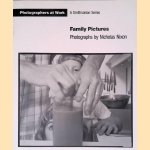 Family Pictures
Nicholas Nixon
€ 9,00 Family Pictures
Nicholas Nixon
€ 9,00