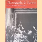 Photography & Society
Gisèle Freund
€ 15,00 Photography & Society
Gisèle Freund
€ 15,00