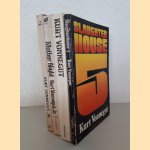 Slaughterhouse 5; Palm Sunday; Mother Night; Cat's Cradle (4 volumes)
Kurt Vonnegut
€ 12,50 Slaughterhouse 5; Palm Sunday; Mother Night; Cat's Cradle (4 volumes)
Kurt Vonnegut
€ 12,50