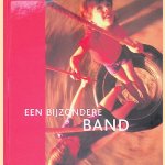 Een bijzondere band
Jan Paul Schutten e.a.
€ 10,00 Een bijzondere band
Jan Paul Schutten e.a.
€ 10,00